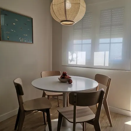 Otto's Tajamar Apartment *